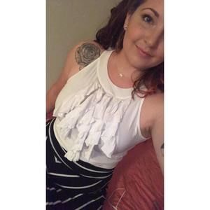 Meet your Posher, Danielle